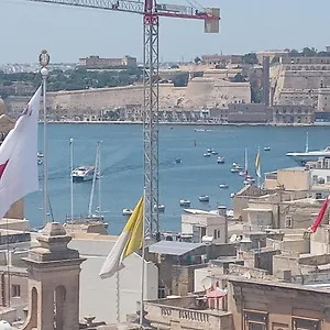 Apartment Tower, Birgu